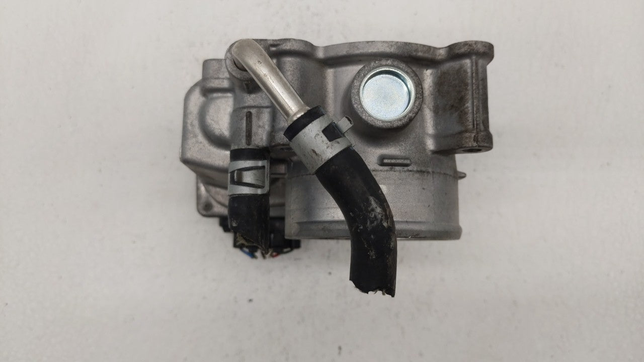 2018-2019 Nissan Rogue Sport Throttle Body P/N:4BA60-01 4BA60-01 F Fits 2018 2019 OEM Used Auto Parts - Oemusedautoparts1.com