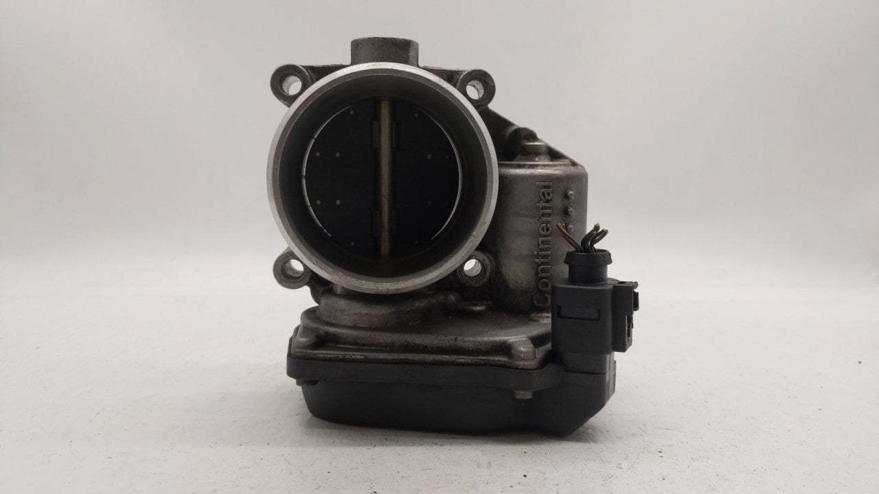 2009-2018 Volkswagen Tiguan Throttle Body P/N:06F 133 062 E 06F 133 062 J Fits OEM Used Auto Parts - Oemusedautoparts1.com