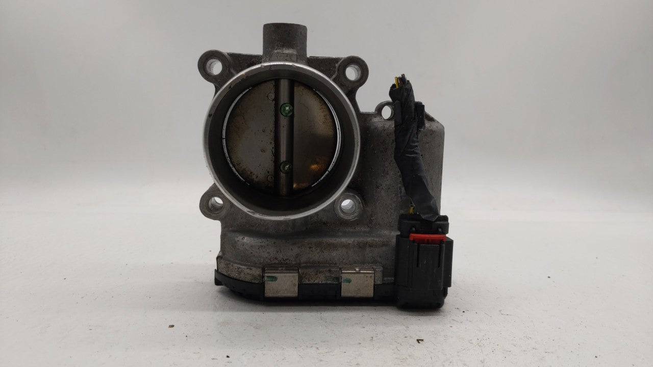 2014-2018 Ford Focus Throttle Body P/N:DS7E-9F991-BB Fits 2014 2015 2016 2017 2018 2019 OEM Used Auto Parts - Oemusedautoparts1.com