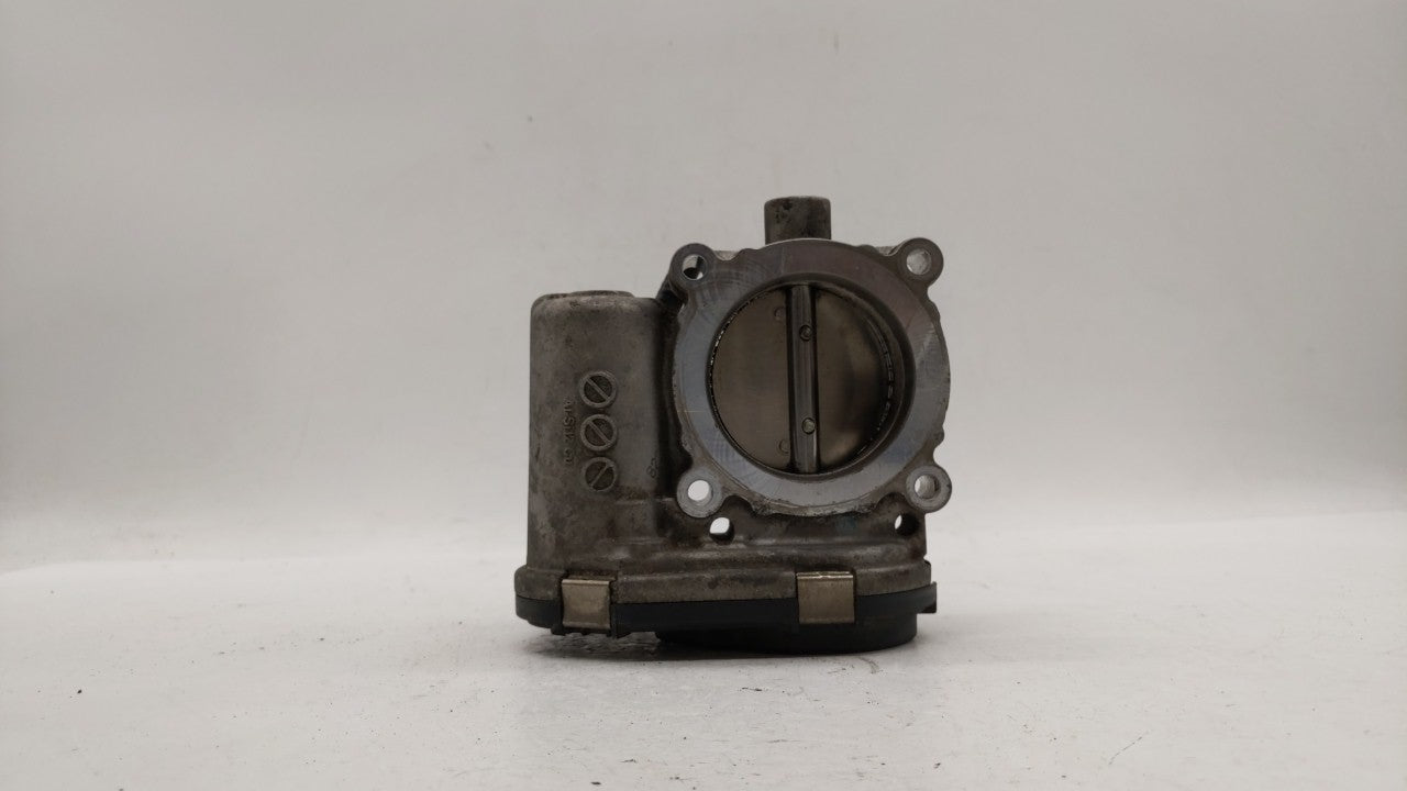 2012-2013 Ford Focus Throttle Body P/N:CM5E-9F991-AD Fits 2012 2013 2014 2015 2016 2017 OEM Used Auto Parts - Oemusedautoparts1.com