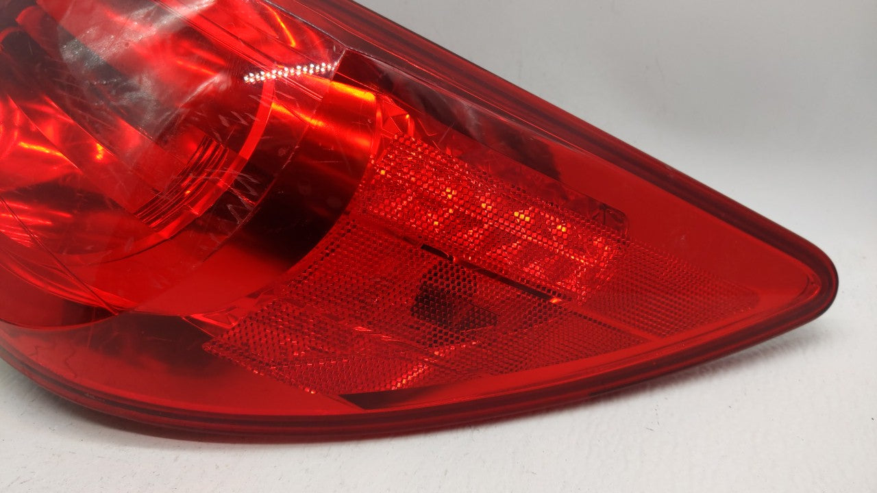 2009-2012 Chevrolet Traverse Tail Light Assembly Passenger Right OEM Fits 2009 2010 2011 2012 OEM Used Auto Parts - Oemusedautoparts1.com