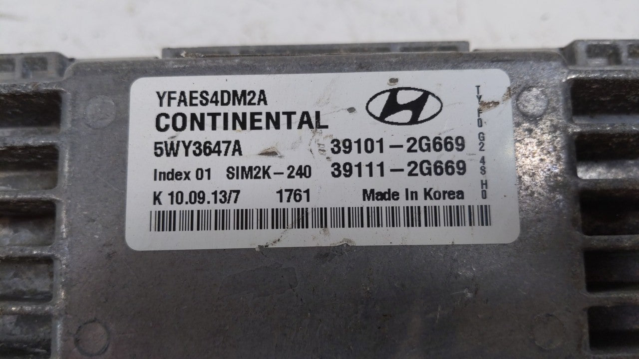 2011-2014 Hyundai Sonata PCM Engine Computer ECU ECM PCU OEM P/N:39111-2G669 39101-2G667 Fits 2011 2012 2013 2014 OEM Used Auto Parts - Oemusedautoparts1.com