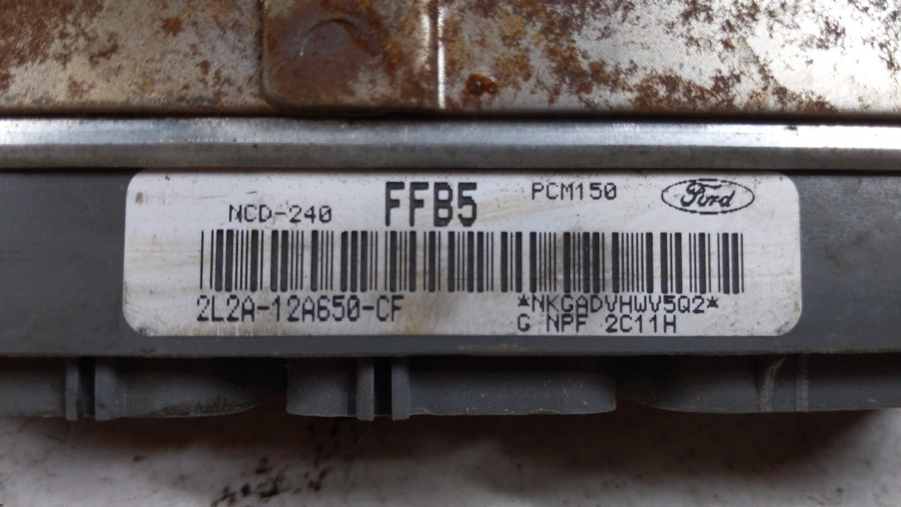 2002 Ford Explorer PCM Engine Computer ECU ECM PCU OEM P/N:3L2A-12A650-CF Fits OEM Used Auto Parts - Oemusedautoparts1.com