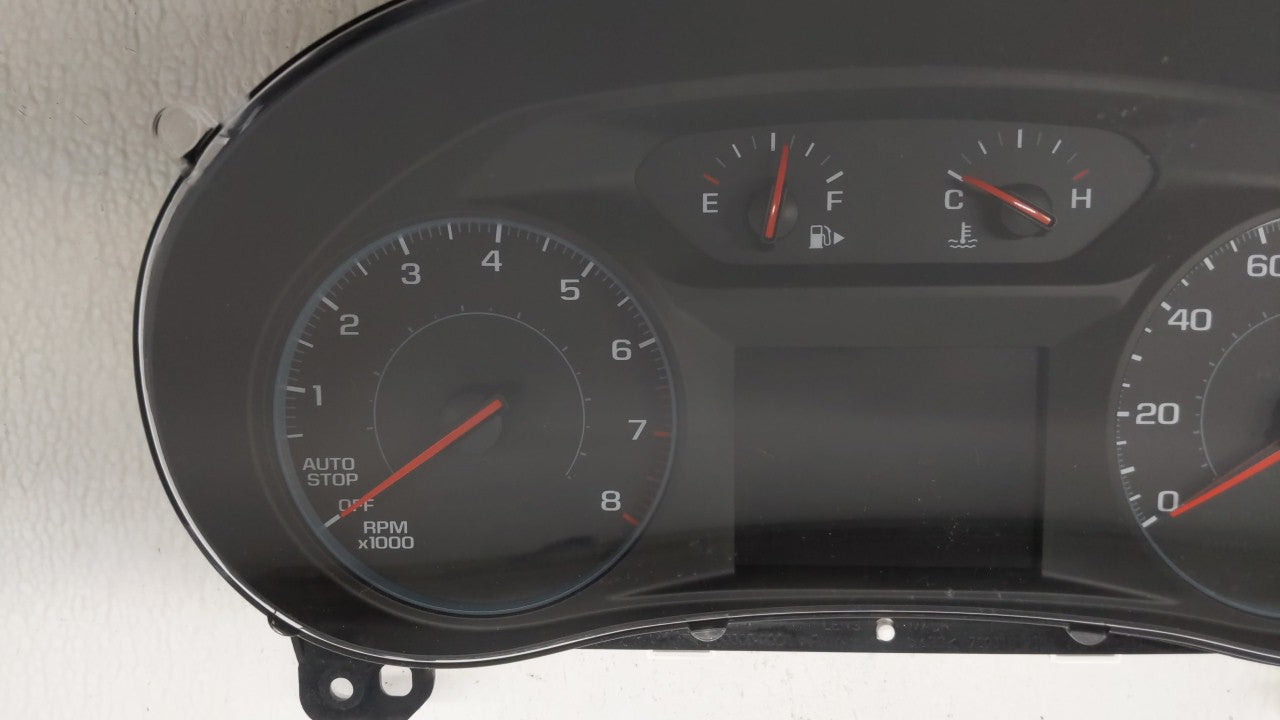 2017-2018 Chevrolet Malibu Instrument Cluster Speedometer Gauges P/N:84356877 84128302 Fits 2017 2018 OEM Used Auto Parts - Oemusedautoparts1.com