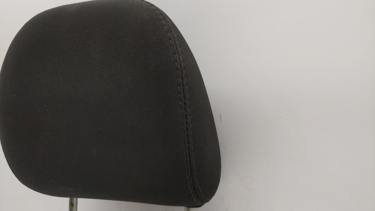 2008-2010 Chrysler 300 Headrest Head Rest Front Driver Passenger Seat Fits 2008 2009 2010 OEM Used Auto Parts - Oemusedautoparts1.com