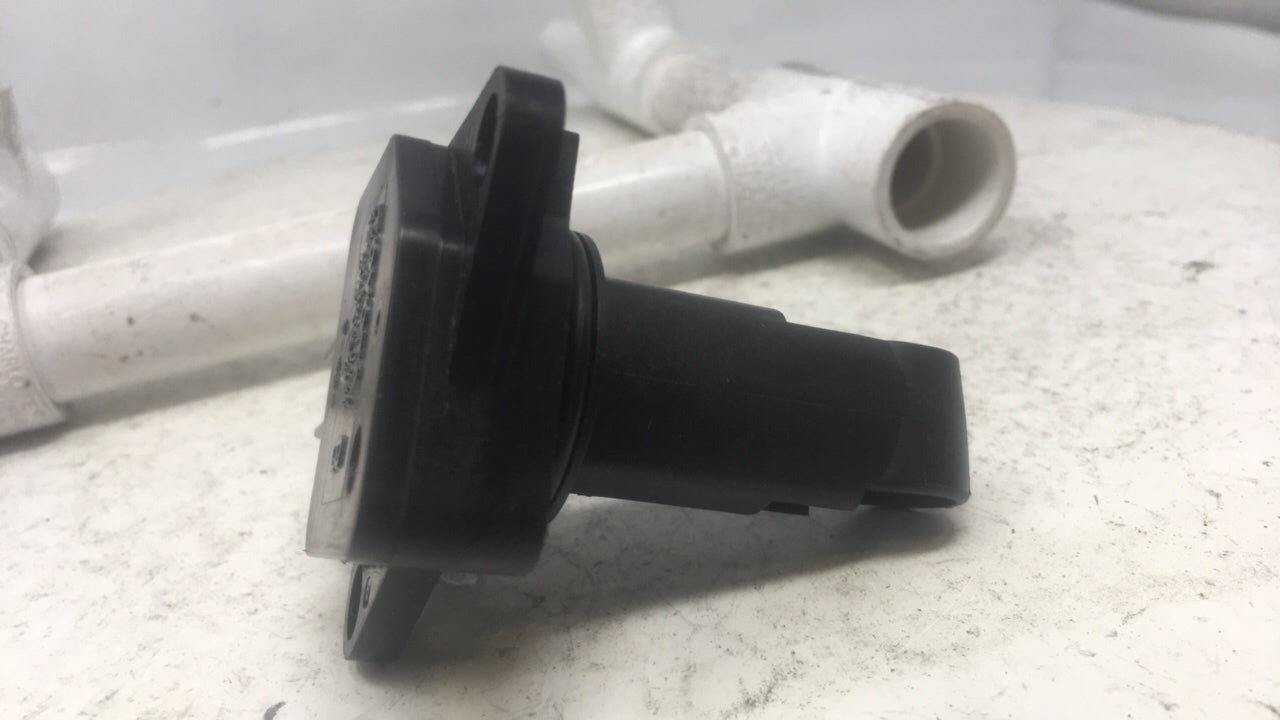 2002-2006 Toyota Camry Mass Air Flow Meter Maf Black - Oemusedautoparts1.com