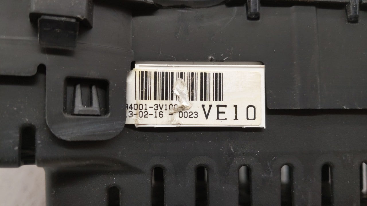 2012-2013 Hyundai Azera Instrument Cluster Speedometer Gauges P/N:94001-3V100 Fits 2012 2013 OEM Used Auto Parts - Oemusedautoparts1.com