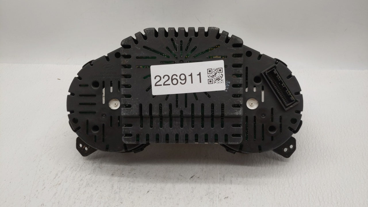 2012-2013 Hyundai Azera Instrument Cluster Speedometer Gauges P/N:94001-3V100 Fits 2012 2013 OEM Used Auto Parts - Oemusedautoparts1.com