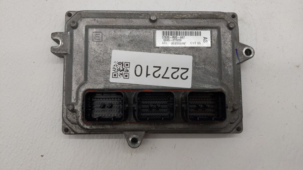 2014-2016 Honda Odyssey PCM Engine Computer ECU ECM PCU OEM P/N:37820-RV0-A67 37820-RV0-A68 Fits 2014 2015 2016 OEM Used Auto Parts - Oemusedautoparts1.com