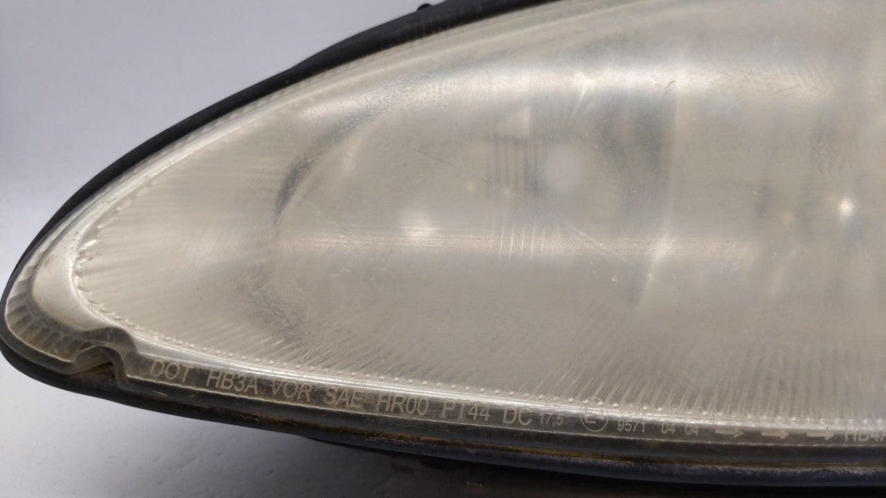 2001-2005 Chrysler Pt Cruiser Driver Left Oem Head Light Headlight Lamp - Oemusedautoparts1.com