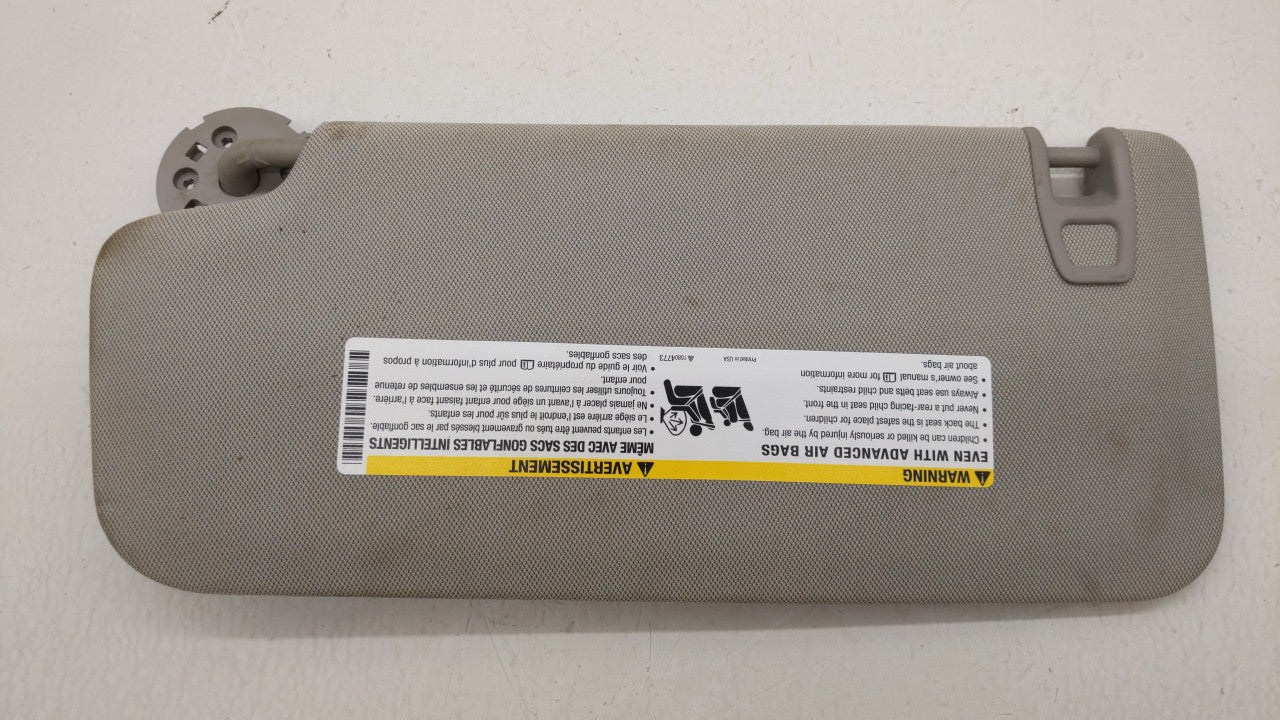 2010-2017 Chevrolet Equinox Sun Visor Shade Replacement Passenger Right Mirror Fits 2010 2011 2012 2013 2014 2015 2016 2017 OEM Used Auto Parts - Oemusedautoparts1.com