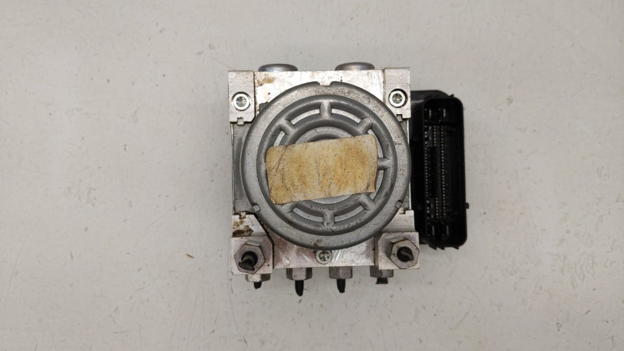 2013 Ford Fusion ABS Pump Control Module Replacement P/N:DG9C-2C405-AH DG9C-2C405-FB Fits OEM Used Auto Parts - Oemusedautoparts1.com