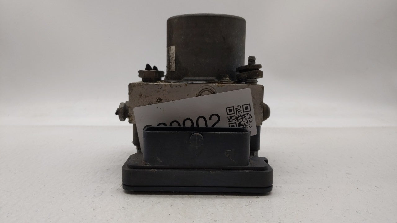 2014-2016 Lincoln Mks ABS Pump Control Module Replacement P/N:FG13-2C405-AA FG13-2C405-A Fits 2014 2015 2016 2017 2018 OEM Used Auto Parts - Oemusedautoparts1.com