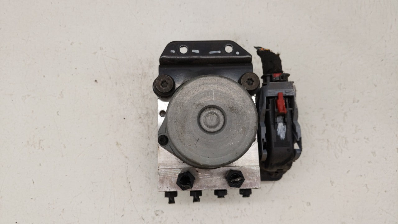 2016-2018 Kia Optima ABS Pump Control Module Replacement P/N:58920-D5060 58920-D5010 Fits 2016 2017 2018 OEM Used Auto Parts - Oemusedautoparts1.com