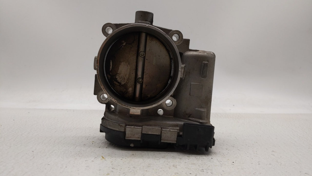 2011-2016 Chrysler Town & Country Throttle Body P/N:05184349AB 05184349AE Fits 2011 2012 2013 2014 2015 2016 2017 2018 2019 OEM Used Auto Parts - Oemusedautoparts1.com