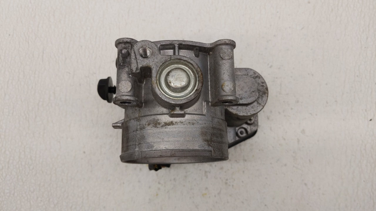 2011-2019 Ford Explorer Throttle Body P/N:AT4E-EL AT4E-EH Fits 2011 2012 2013 2014 2015 2016 2017 2018 2019 OEM Used Auto Parts - Oemusedautoparts1.com