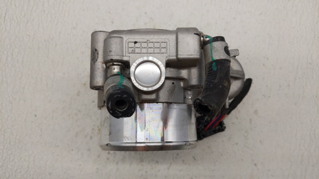 2016-2019 Kia Sorento Throttle Body P/N:0 280 750 618 35100-2G600 Fits 2015 2016 2017 2018 2019 OEM Used Auto Parts - Oemusedautoparts1.com