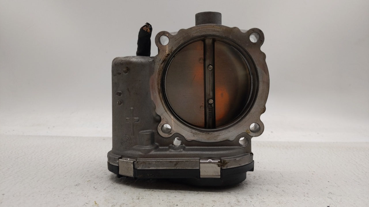 2014-2017 Jeep Cherokee Throttle Body P/N:05184349AB 05184349AE Fits 2011 2012 2013 2014 2015 2016 2017 2018 2019 OEM Used Auto Parts - Oemusedautoparts1.com