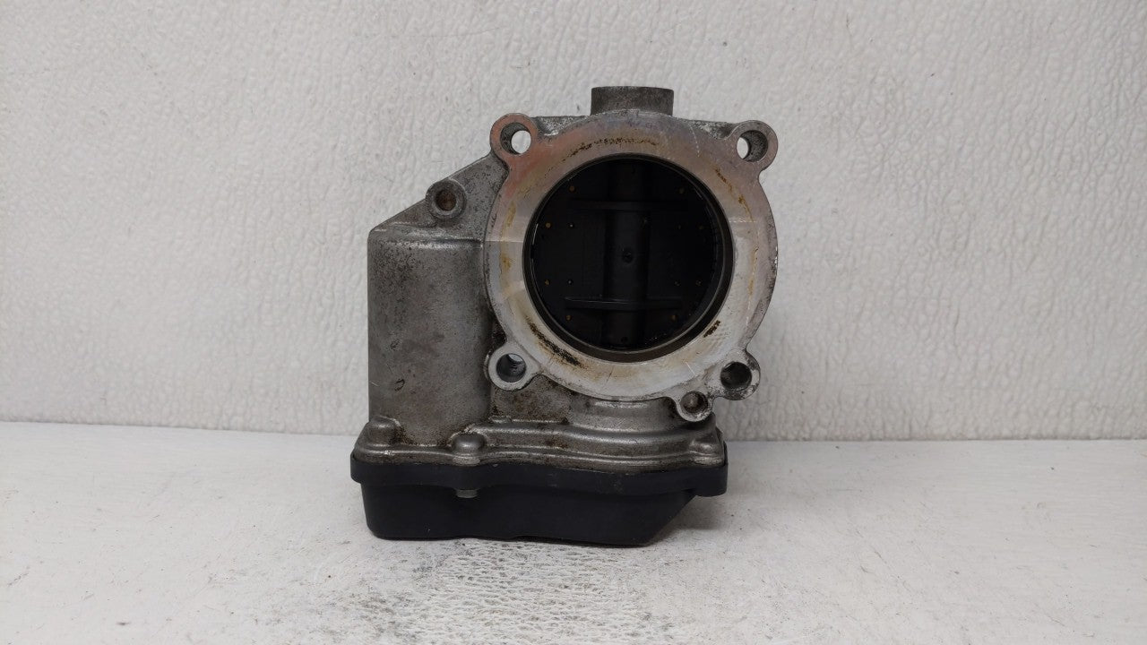 2006-2010 Volkswagen Passat Throttle Body P/N:E8-2103-0-09305-00485 06F 133 062 E Fits OEM Used Auto Parts - Oemusedautoparts1.com