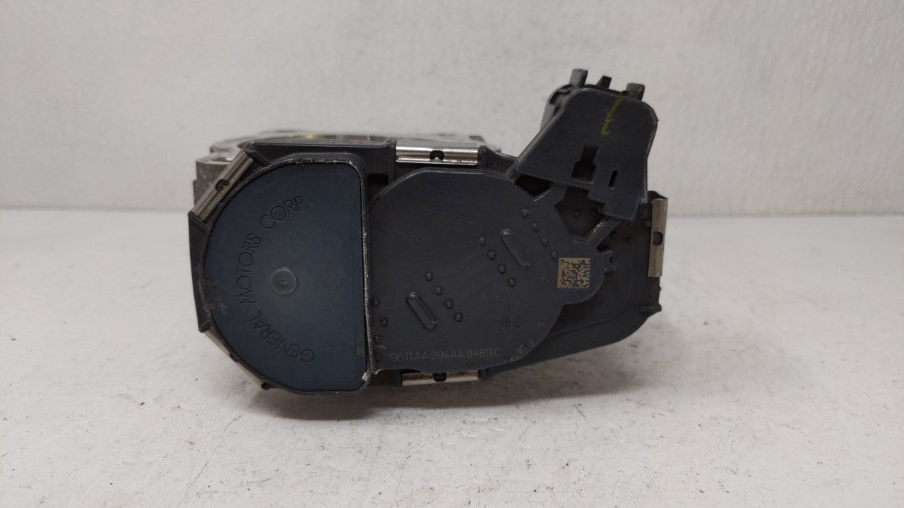 2010-2011 Chevrolet Camaro Throttle Body P/N:3140 AA 994AA 4417 C Fits 2007 2008 2009 2010 2011 2012 OEM Used Auto Parts - Oemusedautoparts1.com