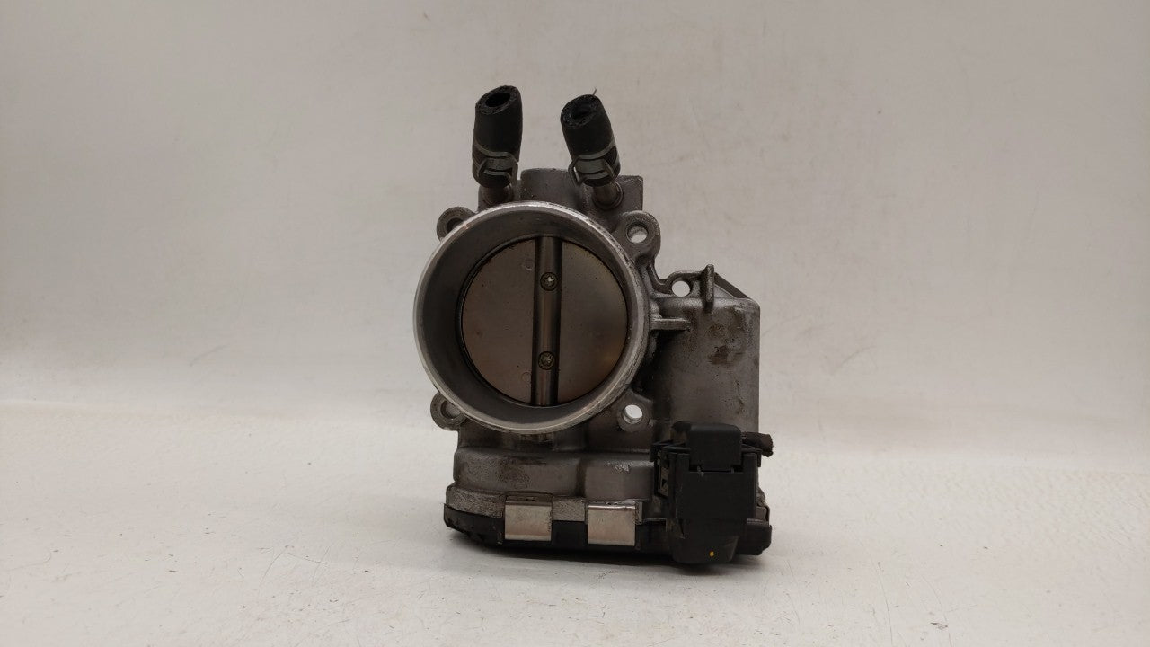 2015-2019 Hyundai Sonata Throttle Body P/N:35100-2G610 Fits 2015 2016 2017 2018 2019 OEM Used Auto Parts - Oemusedautoparts1.com