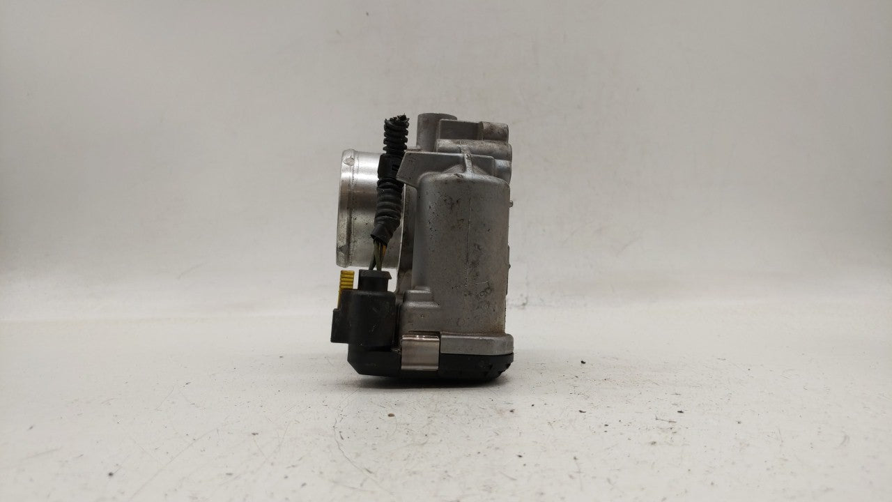 2013-2016 Ford Escape Throttle Body P/N:0 280 750 535 7S7G-9F991-CA Fits 2013 2014 2015 2016 2017 2018 2019 OEM Used Auto Parts - Oemusedautoparts1.com