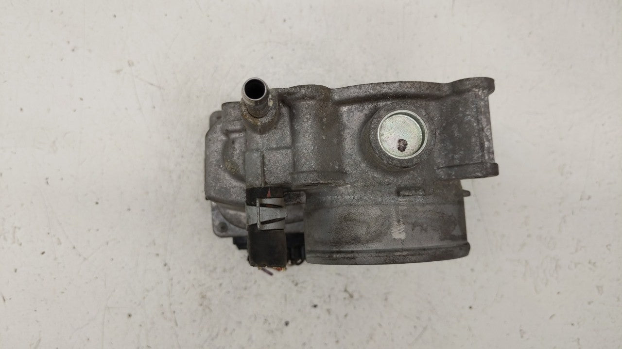 2013-2019 Nissan Sentra Throttle Body P/N:3RA60-01 E 3RA60-01 D Fits 2013 2014 2015 2016 2017 2018 2019 OEM Used Auto Parts - Oemusedautoparts1.com