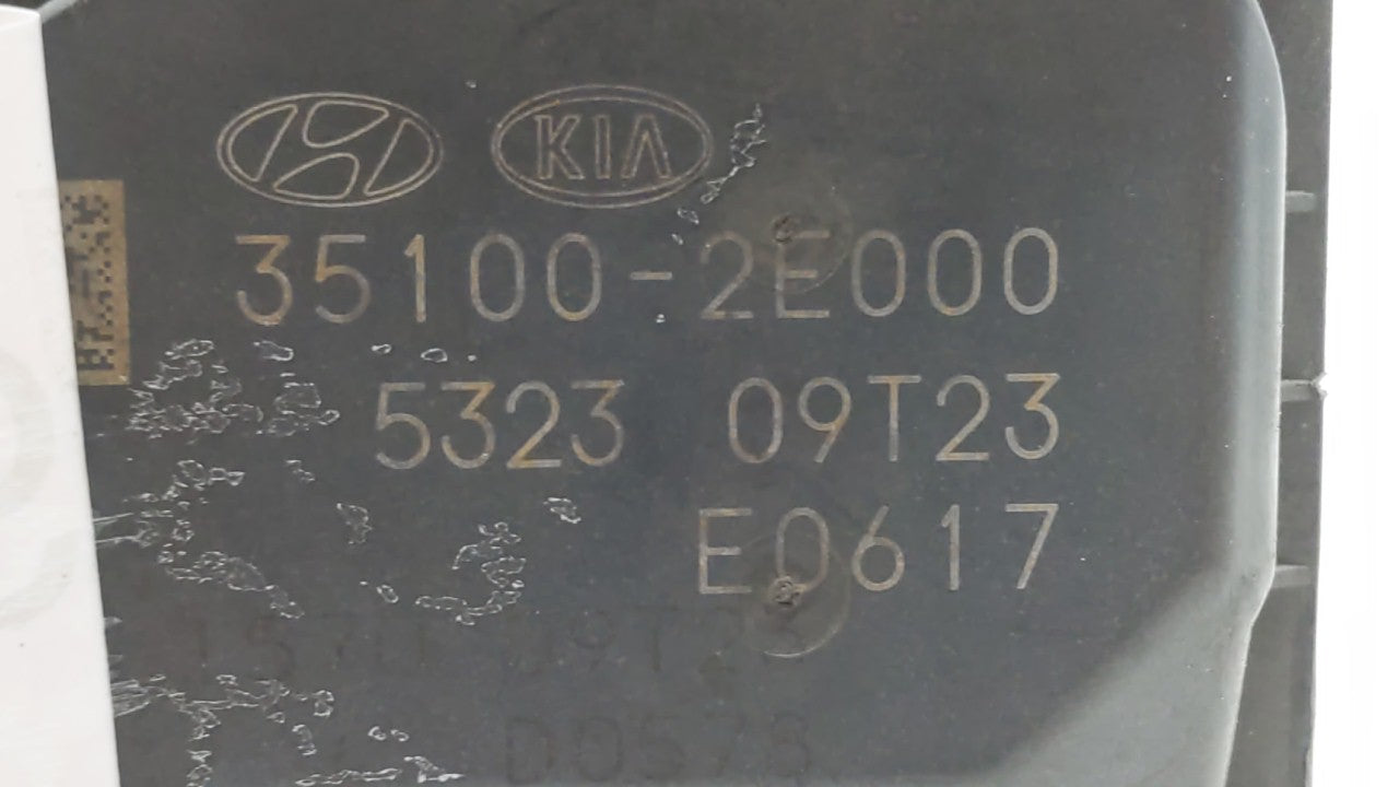 2014-2019 Kia Soul Throttle Body P/N:35100-2E000 Fits 2011 2012 2013 2014 2015 2016 2017 2018 2019 OEM Used Auto Parts - Oemusedautoparts1.com