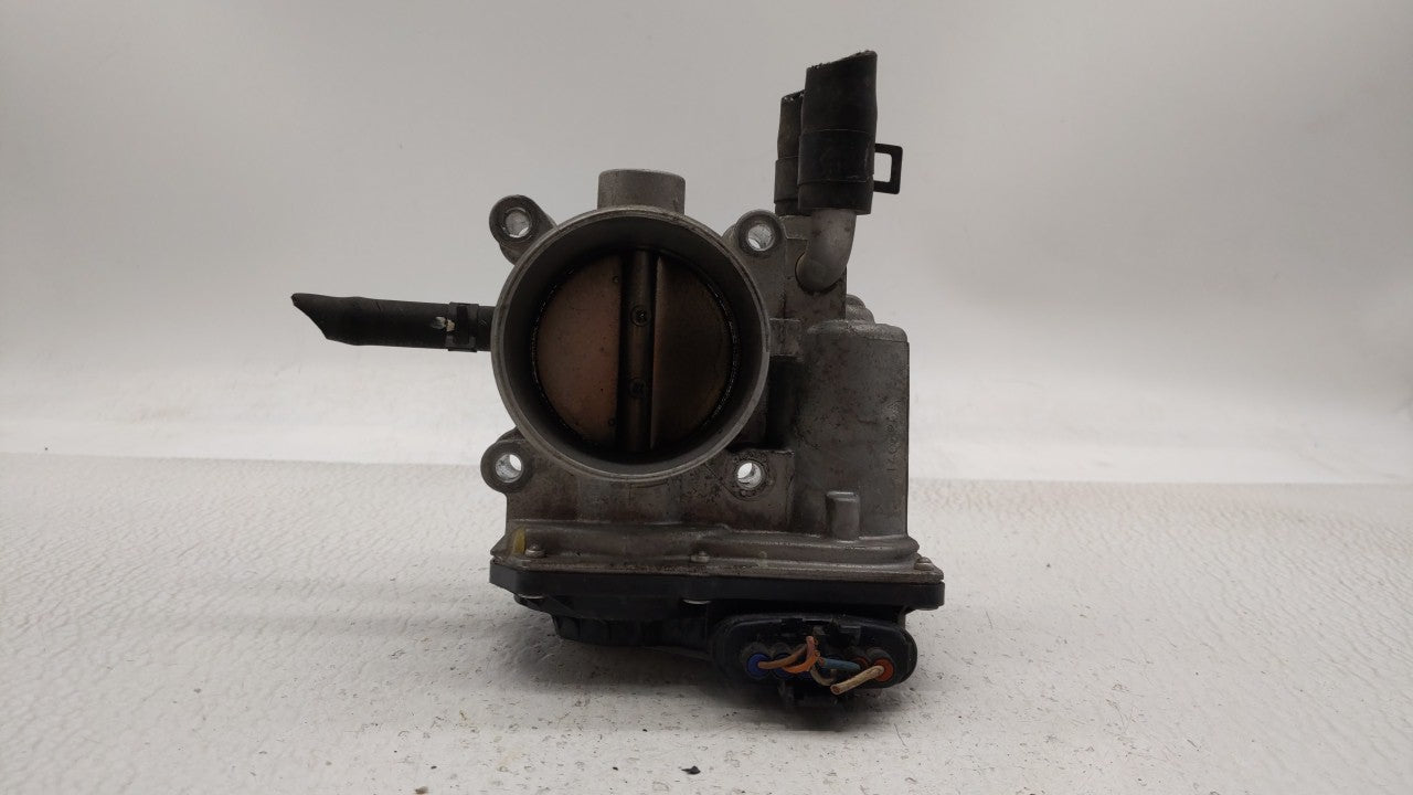 2012-2019 Kia Rio Throttle Body P/N:5302-1S02 35100-2B300 Fits 2012 2013 2014 2015 2016 2017 2018 2019 OEM Used Auto Parts - Oemusedautoparts1.com