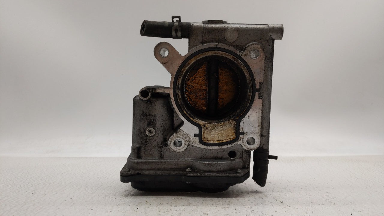 2006-2013 Mazda 3 Throttle Body P/N:L3R4 13 640 L3G2 13 640 A Fits 2006 2007 2008 2009 2010 2011 2012 2013 OEM Used Auto Parts - Oemusedautoparts1.com