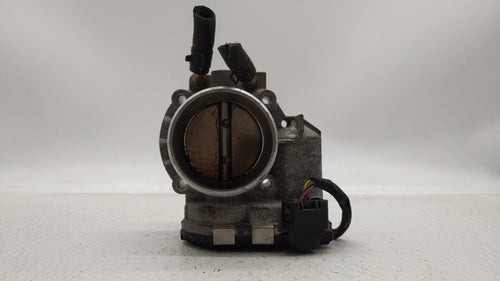 2011-2014 Hyundai Sonata Throttle Body P/N:35100-2G710 Fits 2011 2012 2013 2014 2015 2016 OEM Used Auto Parts