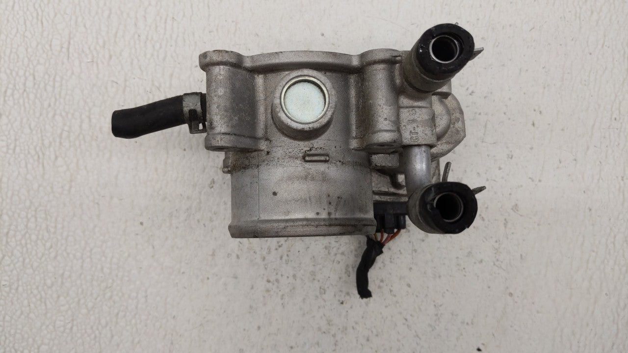 2012-2019 Kia Soul Throttle Body P/N:5302-1S02 35100-2B300 Fits 2012 2013 2014 2015 2016 2017 2018 2019 OEM Used Auto Parts - Oemusedautoparts1.com