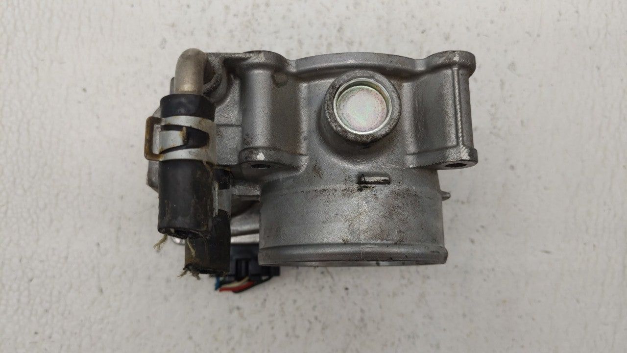 2014-2019 Nissan Rogue Throttle Body P/N:3TA60-01 C 3TA60-01 B Fits 2013 2014 2015 2016 2017 2018 2019 OEM Used Auto Parts - Oemusedautoparts1.com