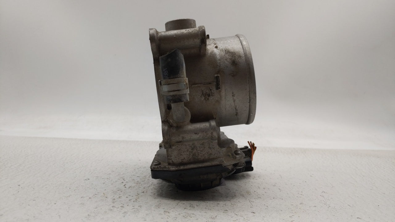 2019 Kia Forte Throttle Body P/N:35100-2E710 Fits OEM Used Auto Parts - Oemusedautoparts1.com