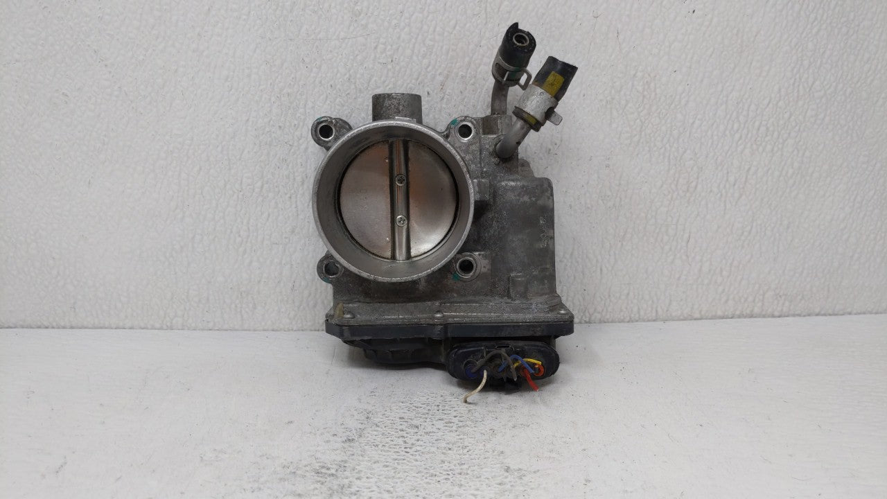 2011-2018 Hyundai Elantra Throttle Body P/N:35100-2E000 Fits 2011 2012 2013 2014 2015 2016 2017 2018 2019 OEM Used Auto Parts - Oemusedautoparts1.com