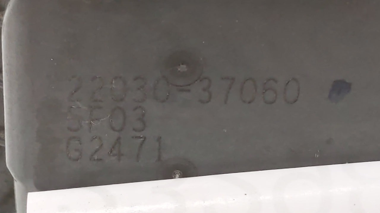 2010-2018 Toyota Prius Throttle Body P/N:22030-37060 Fits 2010 2011 2012 2013 2014 2015 2016 2017 2018 OEM Used Auto Parts - Oemusedautoparts1.com