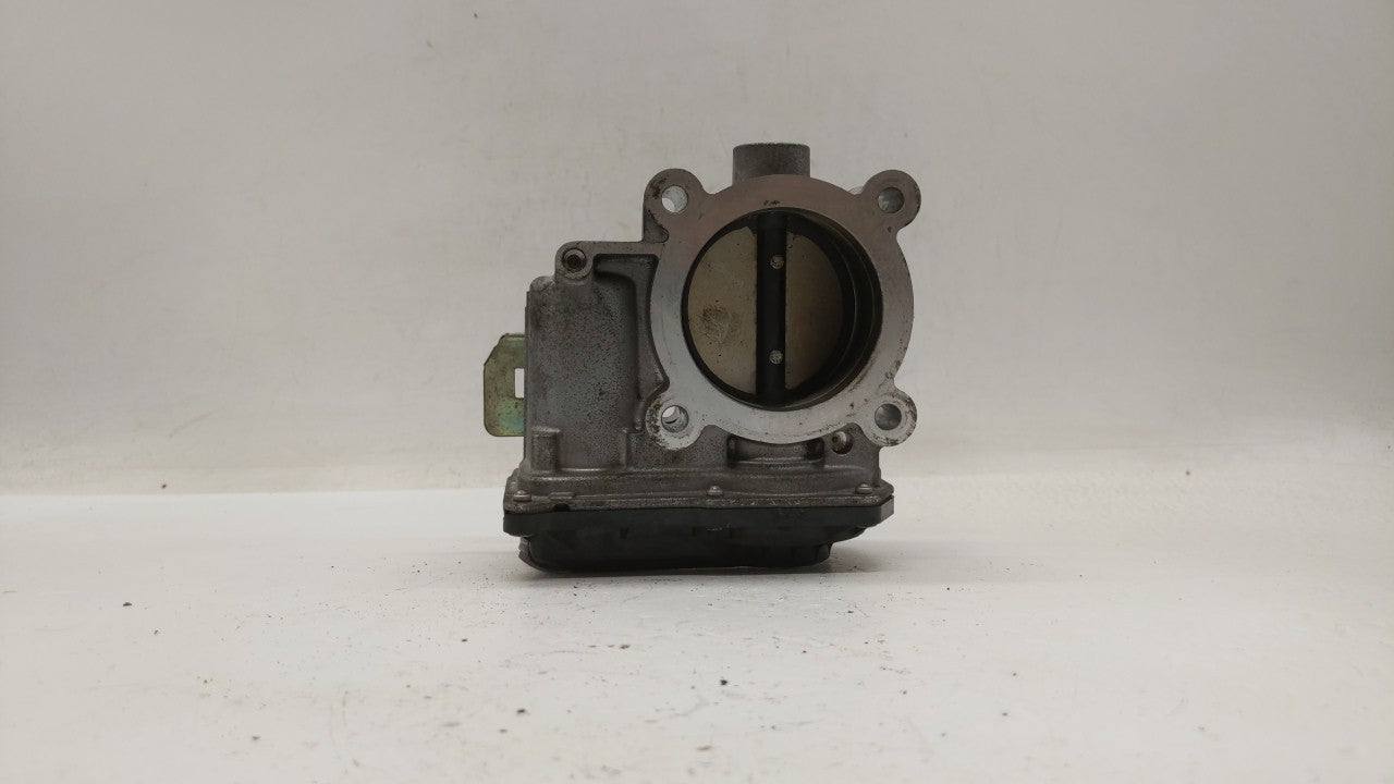 2014 Mazda 3 Throttle Body P/N:PY01 13 640 A Fits OEM Used Auto Parts - Oemusedautoparts1.com