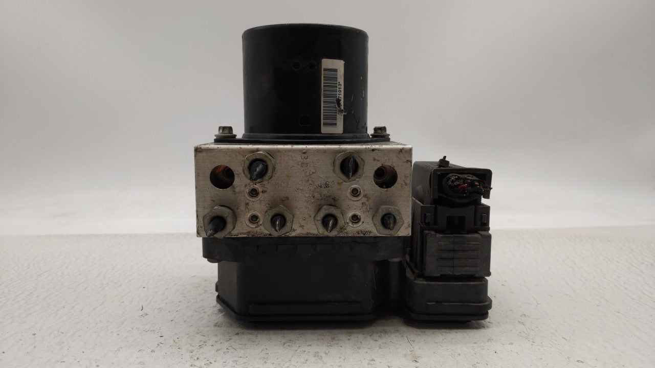 2013-2016 Chevrolet Malibu ABS Pump Control Module Replacement P/N:22973923 22815252 Fits 2012 2013 2014 2015 2016 OEM Used Auto Parts - Oemusedautoparts1.com