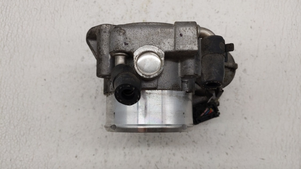 2011-2015 Kia Optima Throttle Body P/N:35100-2G700 Fits 2011 2012 2013 2014 2015 2016 OEM Used Auto Parts - Oemusedautoparts1.com