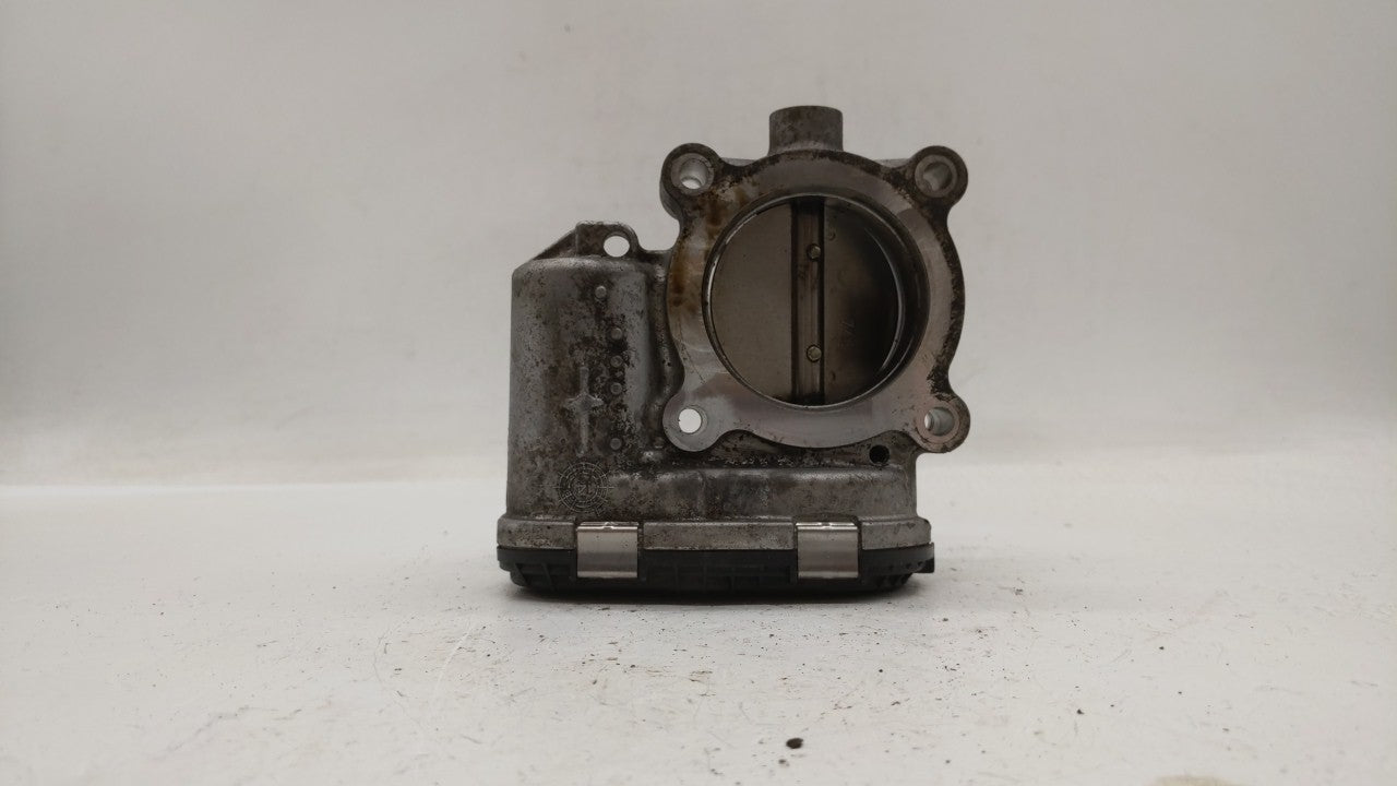 2014-2018 Ford Focus Throttle Body P/N:DS7E-9F991-BB Fits 2014 2015 2016 2017 2018 2019 OEM Used Auto Parts - Oemusedautoparts1.com