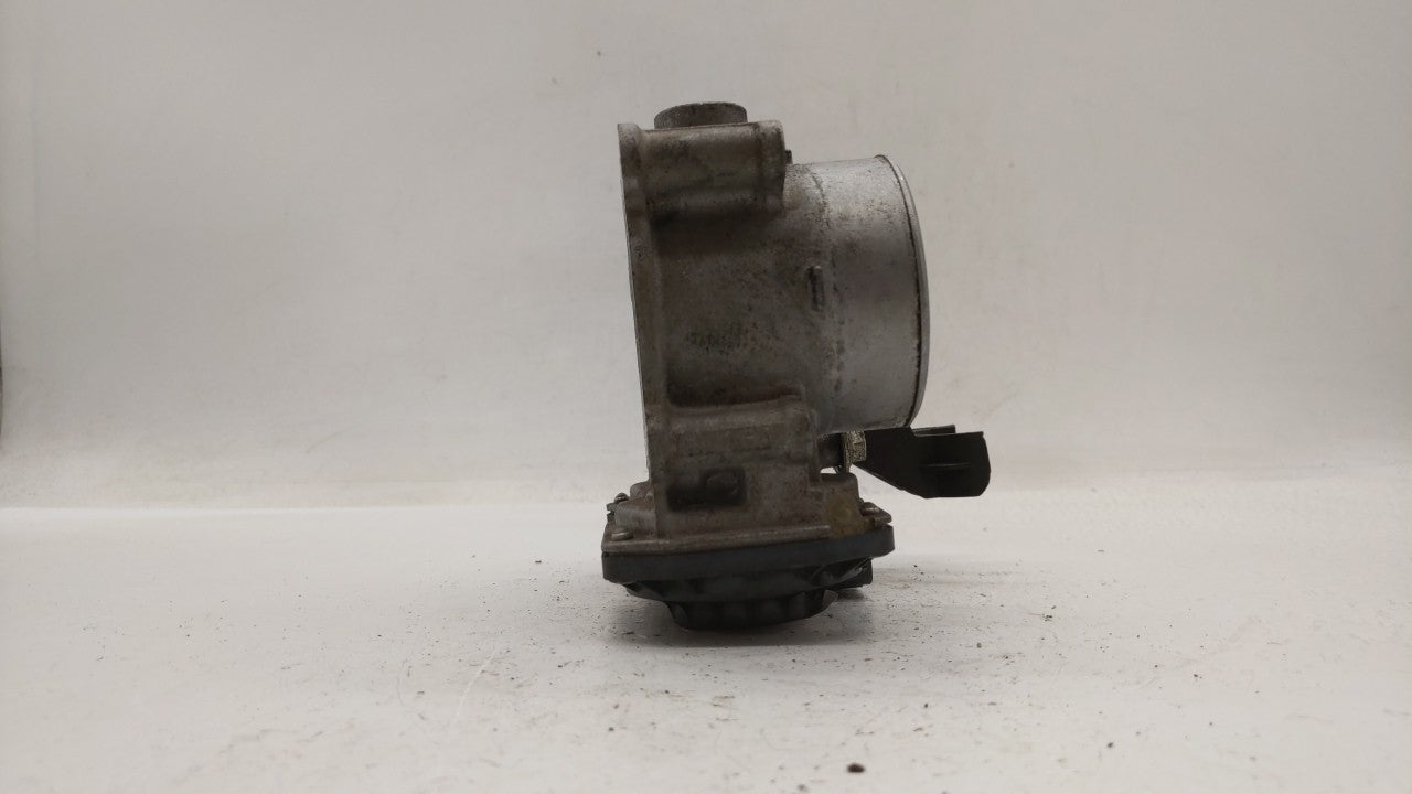 2014 Mazda 3 Throttle Body P/N:PY01 13 640 A Fits OEM Used Auto Parts - Oemusedautoparts1.com