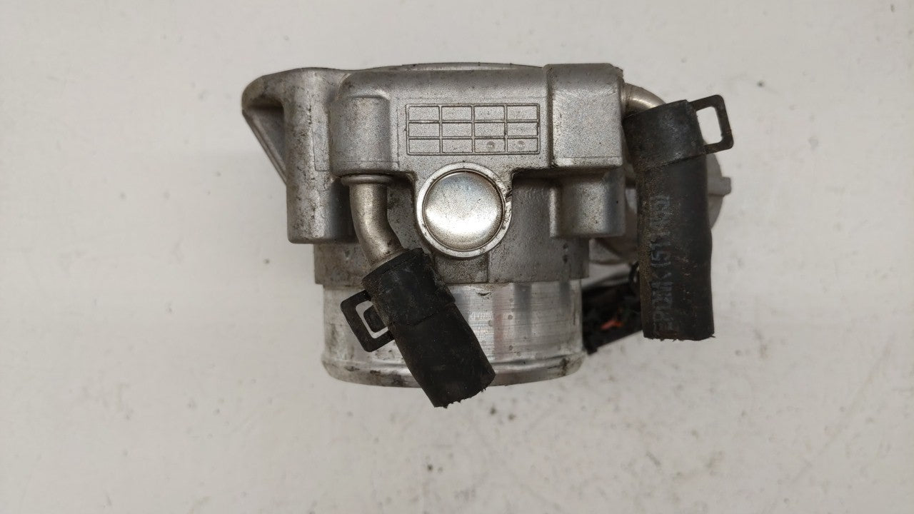 2010-2013 Kia Forte Throttle Body P/N:35100-2G200 Fits 2010 2011 2012 2013 OEM Used Auto Parts - Oemusedautoparts1.com