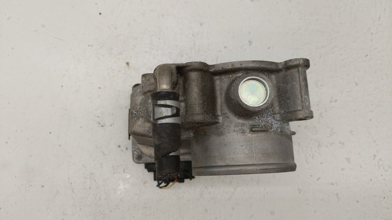 2014-2019 Nissan Rogue Throttle Body P/N:3TA60-01 C 3TA60-01 B Fits 2013 2014 2015 2016 2017 2018 2019 OEM Used Auto Parts - Oemusedautoparts1.com