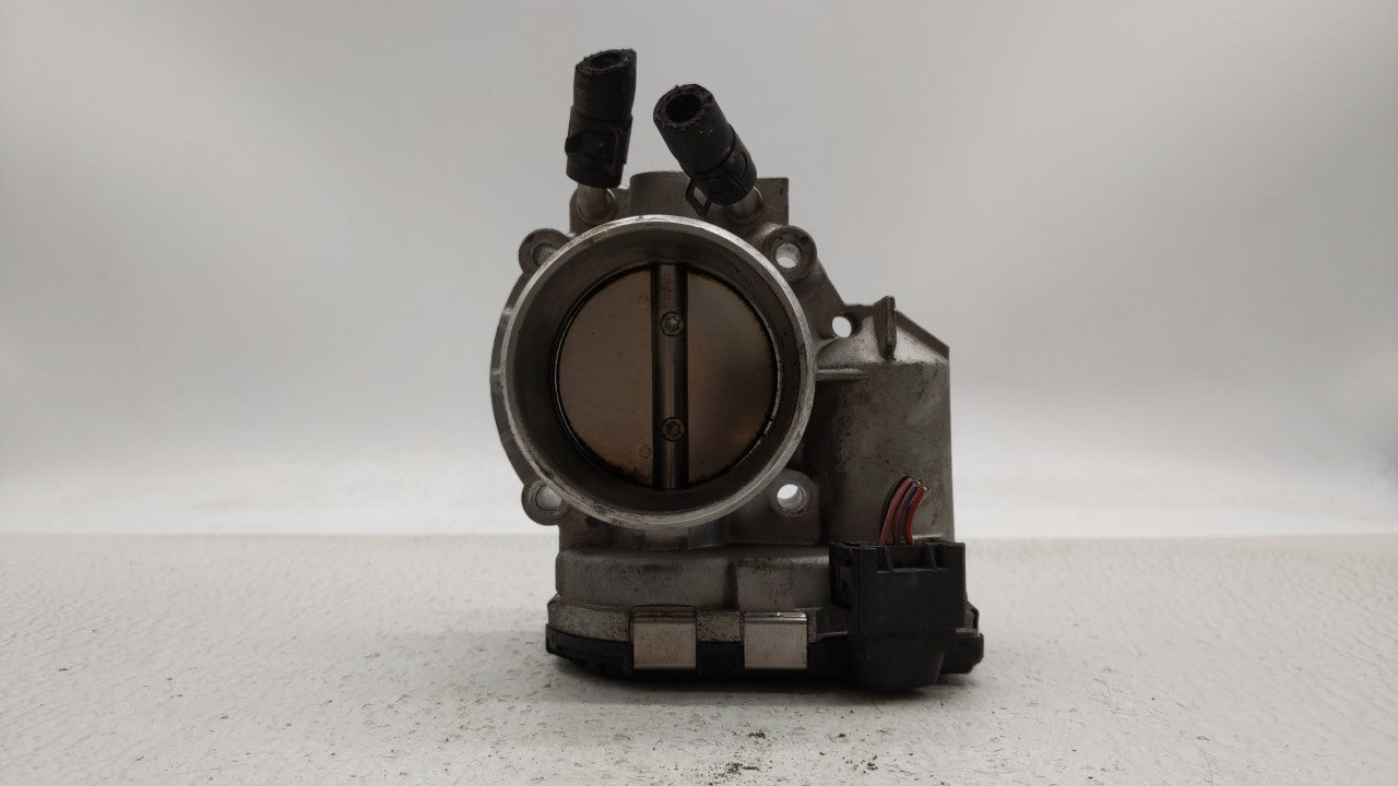 2011-2014 Hyundai Sonata Throttle Body P/N:35100-2G710 Fits 2011 2012 2013 2014 2015 2016 OEM Used Auto Parts - Oemusedautoparts1.com