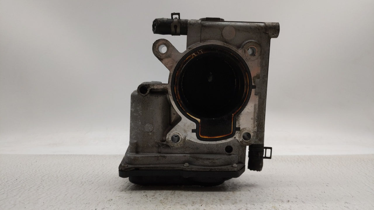 2006-2013 Mazda 3 Throttle Body P/N:L3R4 13 640 L3G2 13 640 A Fits 2006 2007 2008 2009 2010 2011 2012 2013 OEM Used Auto Parts - Oemusedautoparts1.com