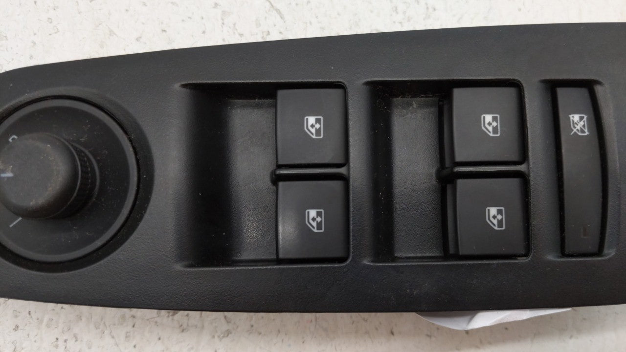 2017-2018 Chevrolet Trax Master Power Window Switch Replacement Driver Side Left P/N:22915128 42406141 Fits 2017 2018 OEM Used Auto Parts - Oemusedautoparts1.com