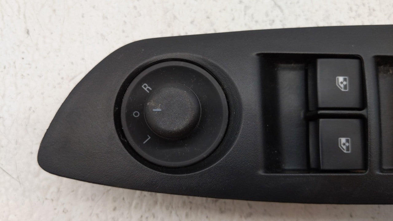 2017-2018 Chevrolet Trax Master Power Window Switch Replacement Driver Side Left P/N:22915128 42406141 Fits 2017 2018 OEM Used Auto Parts - Oemusedautoparts1.com