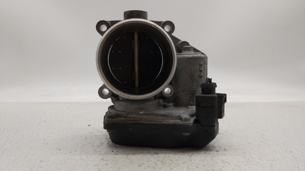 2009-2017 Volkswagen Cc Throttle Body P/N:E8-2103-0-09305-00485 06F 133 062 E Fits OEM Used Auto Parts - Oemusedautoparts1.com