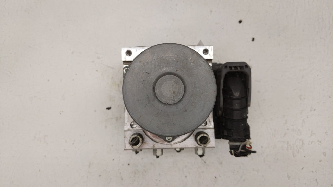 2018 Infiniti Qx60 ABS Pump Control Module Replacement P/N:47660 9PP1D Fits OEM Used Auto Parts - Oemusedautoparts1.com