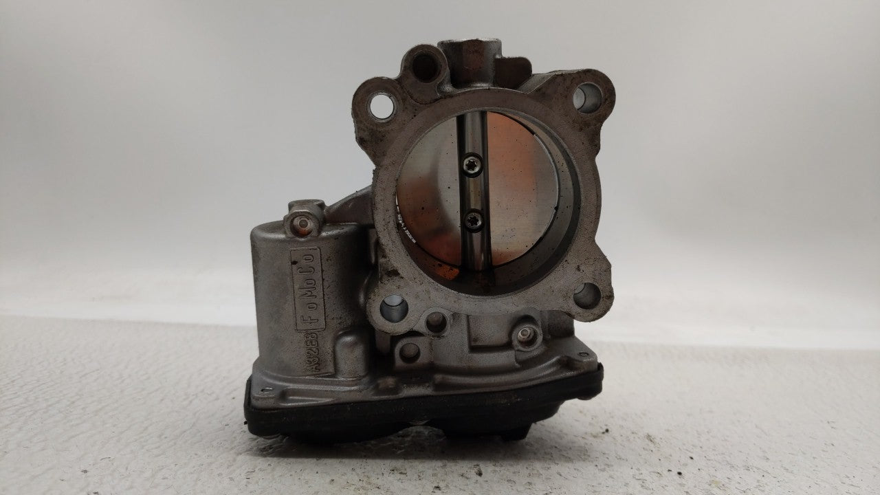 2014-2019 Ford Fusion Throttle Body P/N:DS7G-9F991-BB DS7G-9E991-BB Fits 2014 2015 2016 2017 2018 2019 OEM Used Auto Parts - Oemusedautoparts1.com